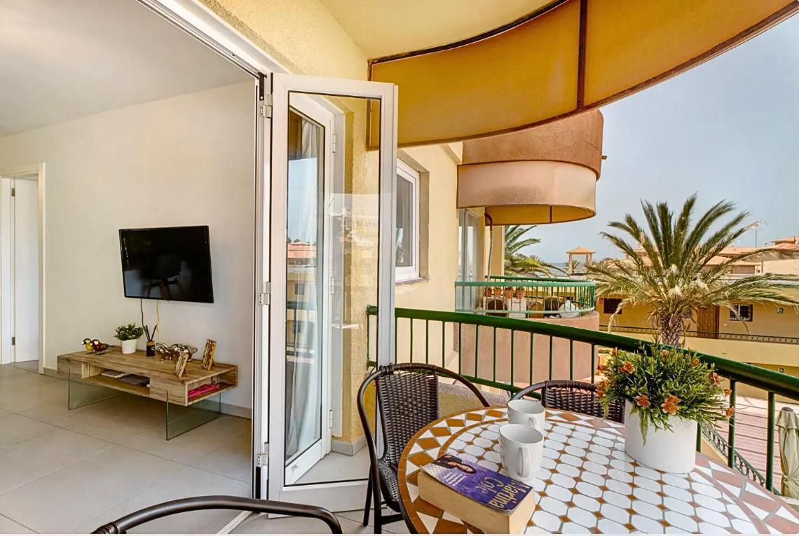Apartamento De Lujo En Torre Del Sol, Playa De Las Americas 阿罗纳 外观 照片