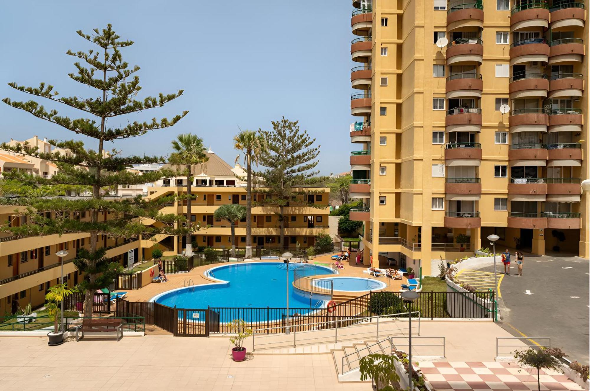 Apartamento De Lujo En Torre Del Sol, Playa De Las Americas 阿罗纳 外观 照片
